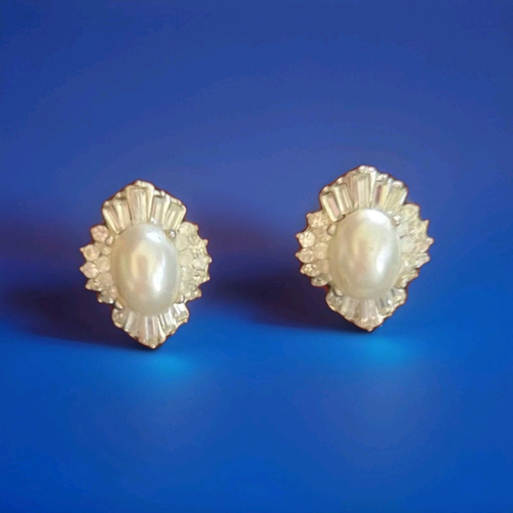 Elegant Vtg Clip Earrings High End  Faux Pearl Clear Rhinestone Bridal Formal